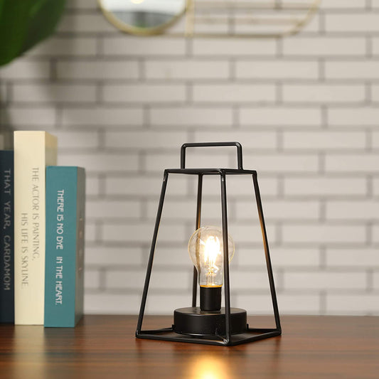 Lattice Table Lamp