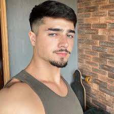 <em><strong>Carlos.d</strong></em>